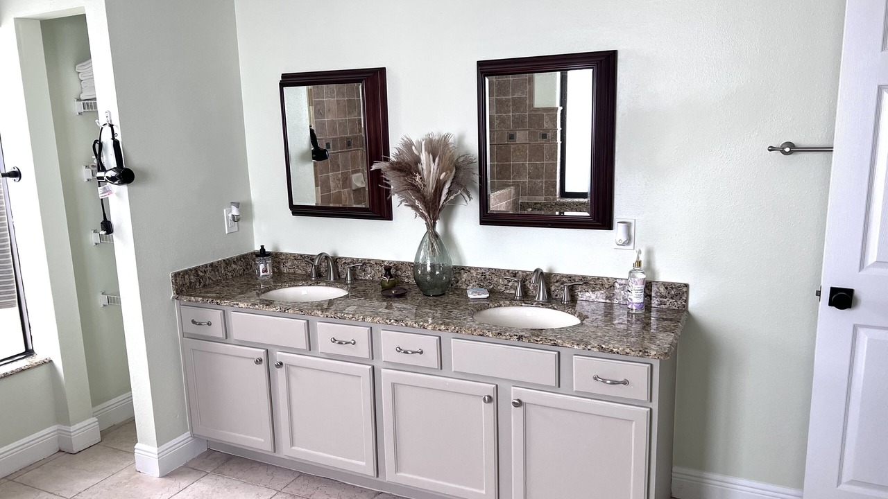 Photo of Bathroom in Port Saint Lucie