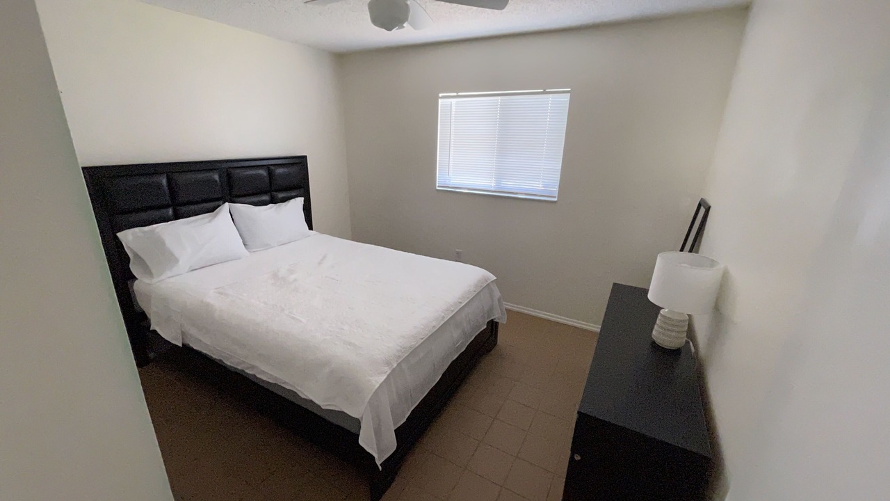 Photo of Bedroom in Lakeland