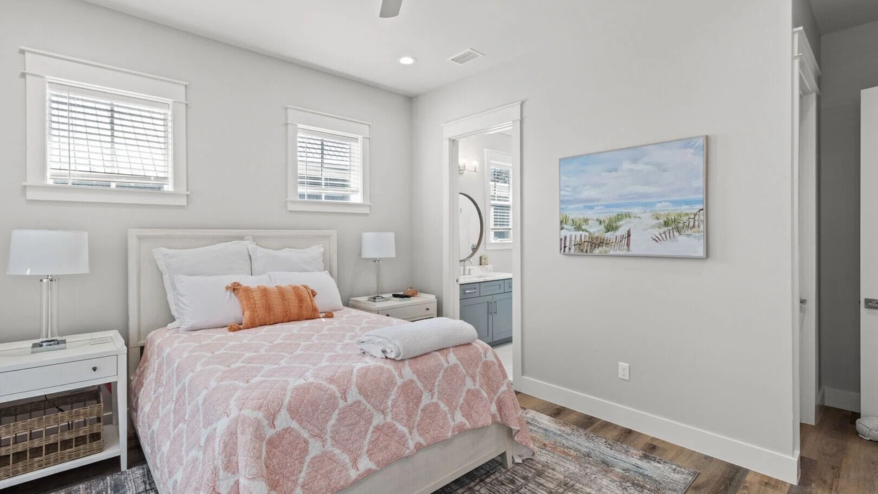 Photo of Bedroom in Lakeside at Blue Mountain Beach