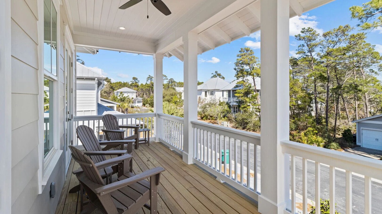 Photo of Patio Balcony in Lakeside at Blue Mountain Beach