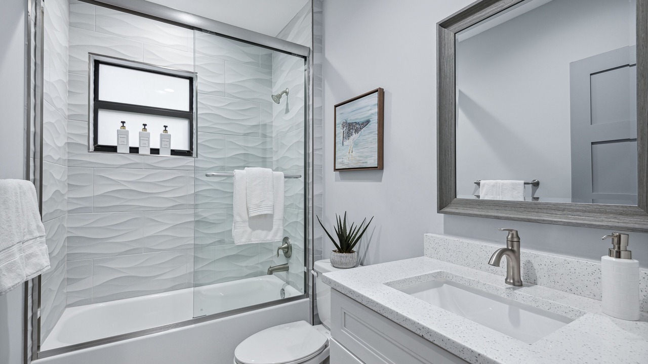 Photo of Bathroom in Poiciana Park II