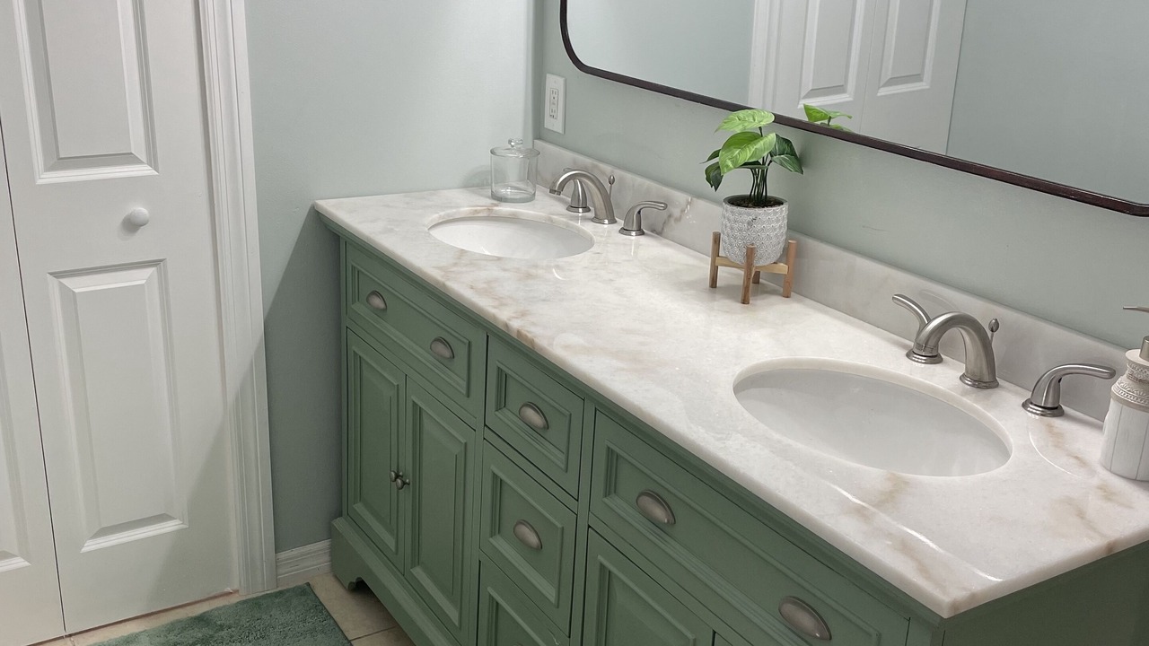 Photo of Bathroom in Cape Caneveral Beach Gardens