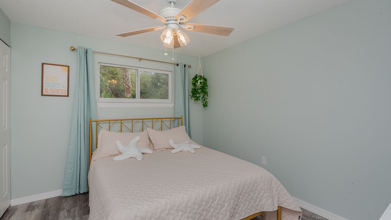 Photo of Bedroom in Cape Caneveral Beach Gardens