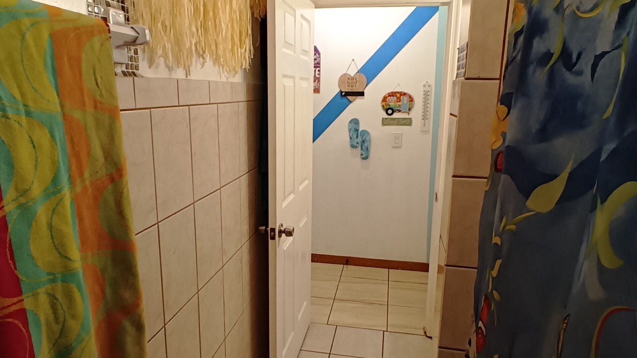 Photo of Bathroom in Pelican