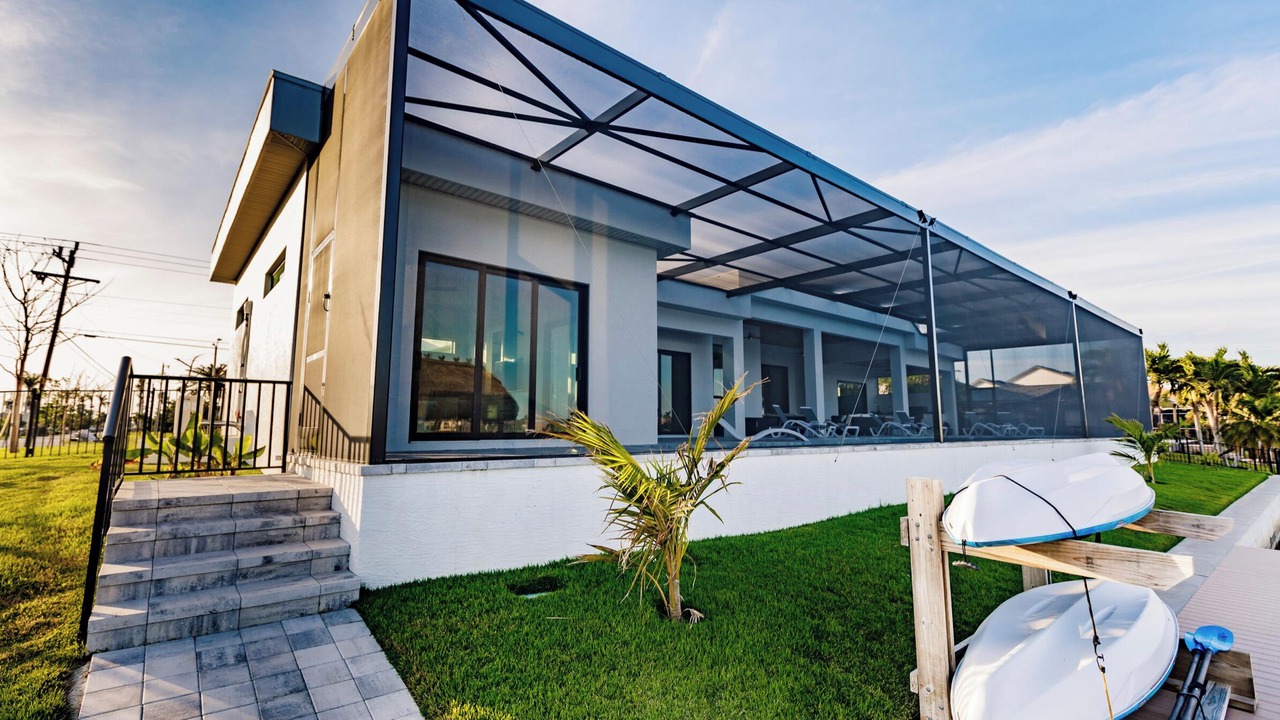 Photo of Patio Balcony in Eight Lakes