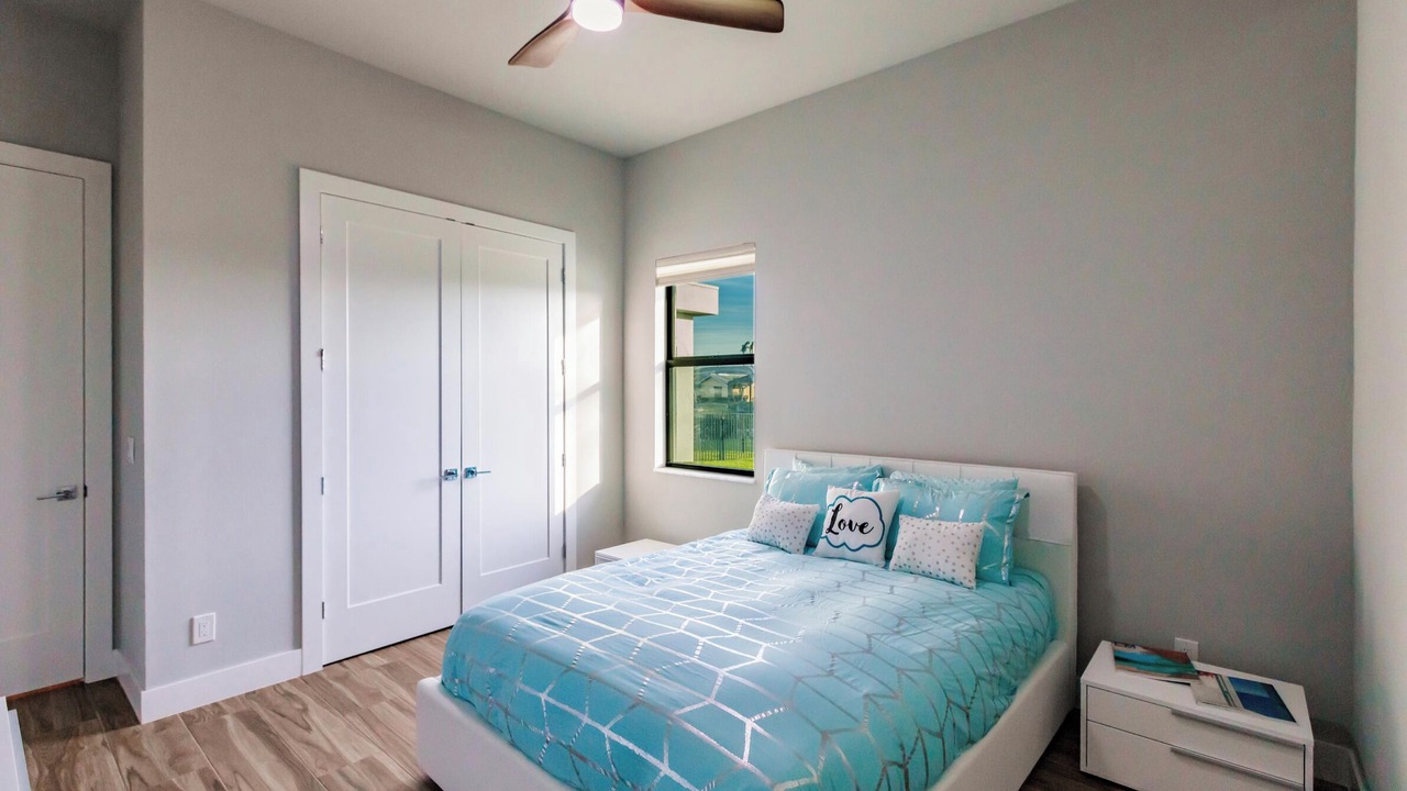 Photo of Bedroom in Eight Lakes