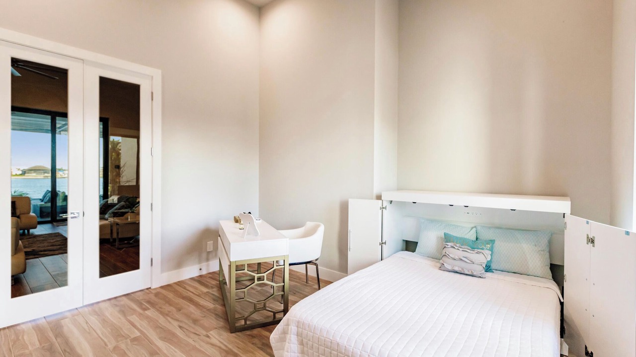 Photo of Bedroom in Eight Lakes