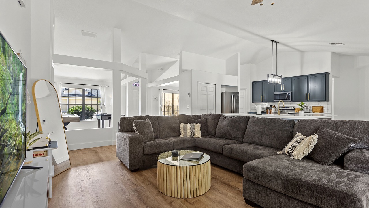 Photo of Livingroom in Legacy Park