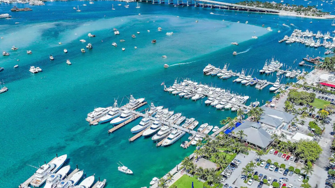 Photo of Others in Palm Beach Shores