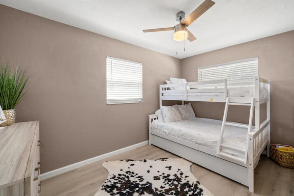 Photo of Bedroom in Pinellas Park