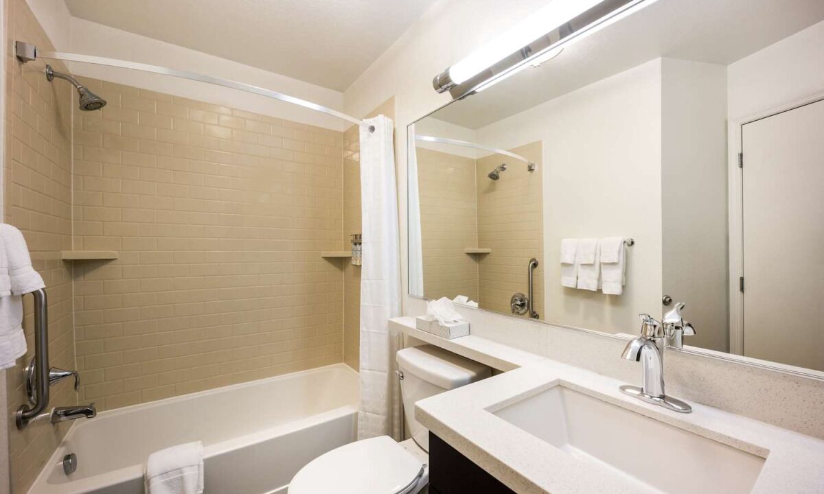 Photo of Bathroom in Baymeadows