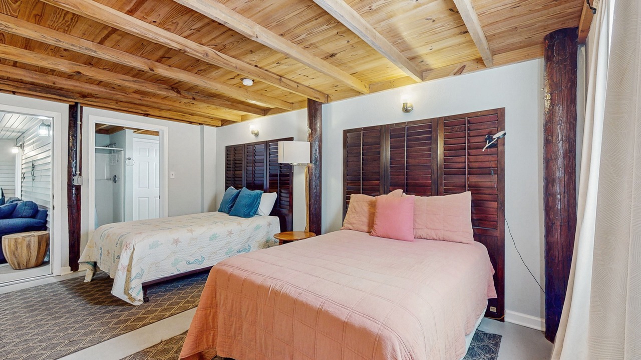Photo of Bedroom in Surf Side Shores