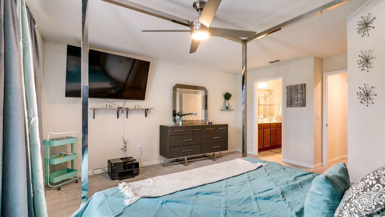 Photo of Bedroom in Seffner Community Alliance
