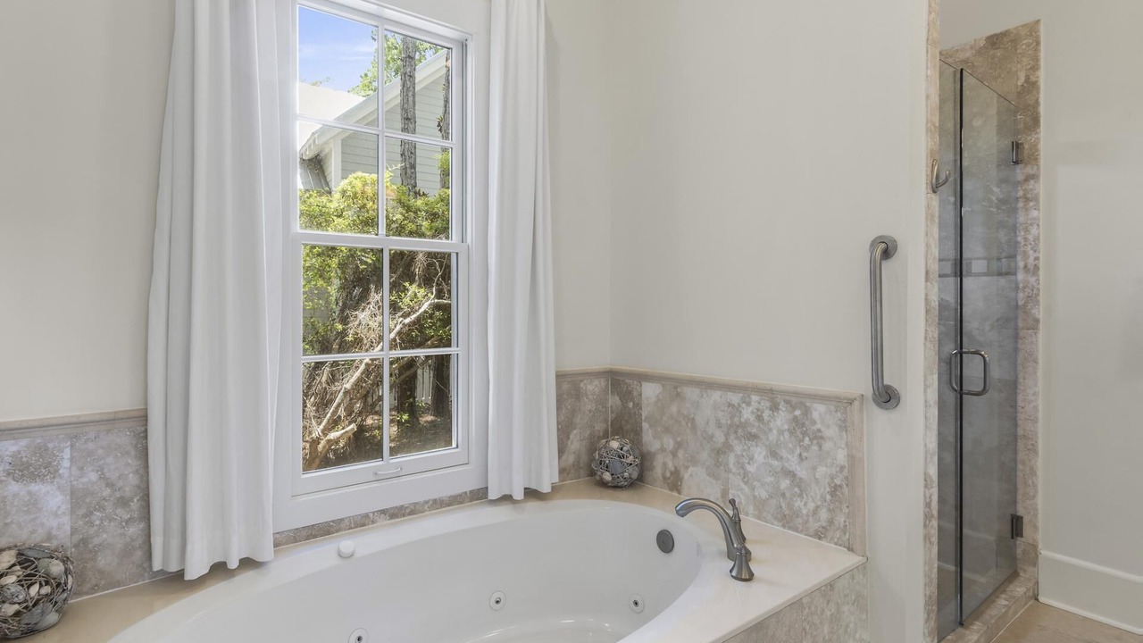 Photo of Bathroom in Forest District