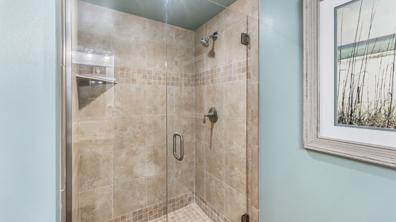 Photo of Bathroom in Baytowne Wharf