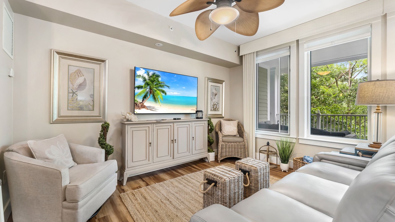 Photo of Livingroom in Baytowne Wharf