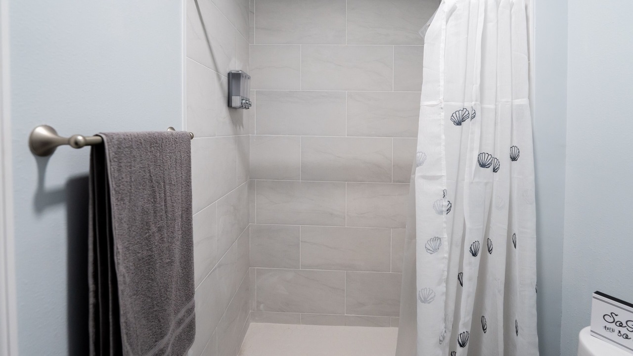 Photo of Bathroom in Boggy Creek