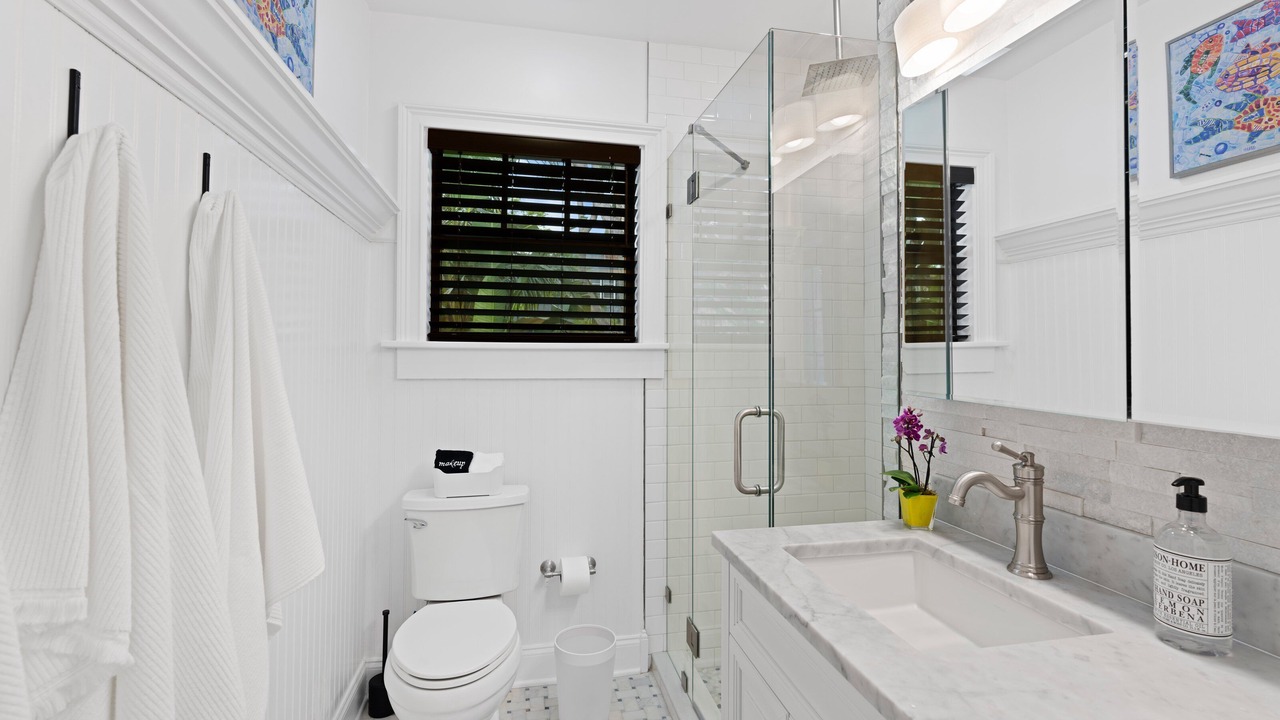 Photo of Bathroom in Flamingo Parks