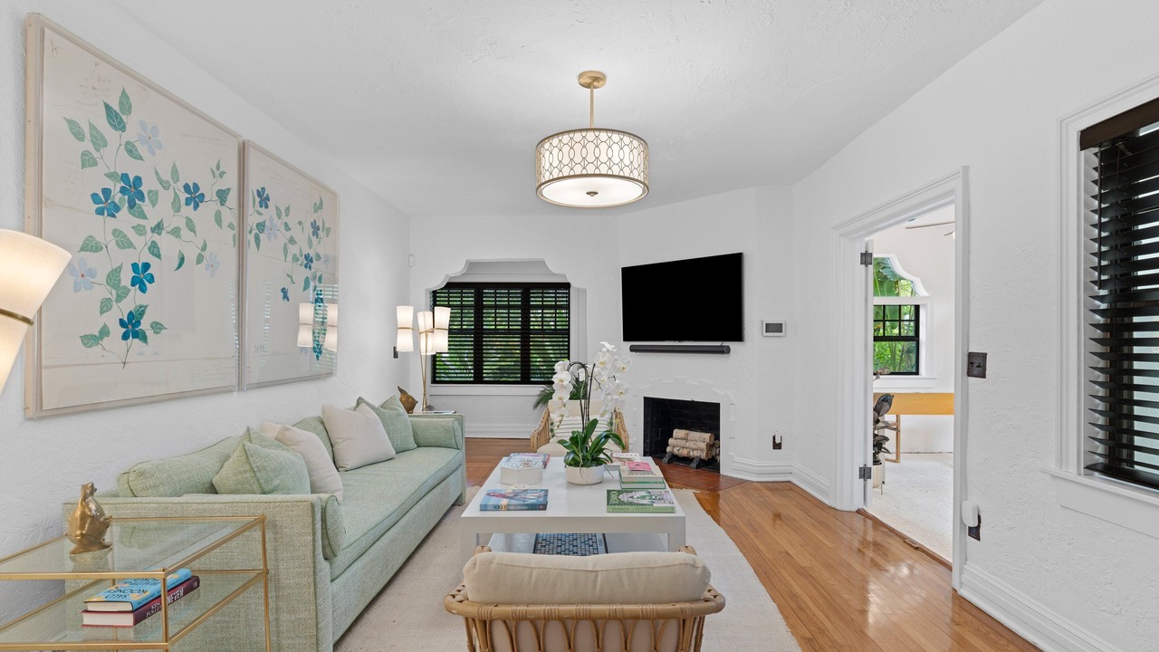 Photo of Livingroom in Flamingo Parks