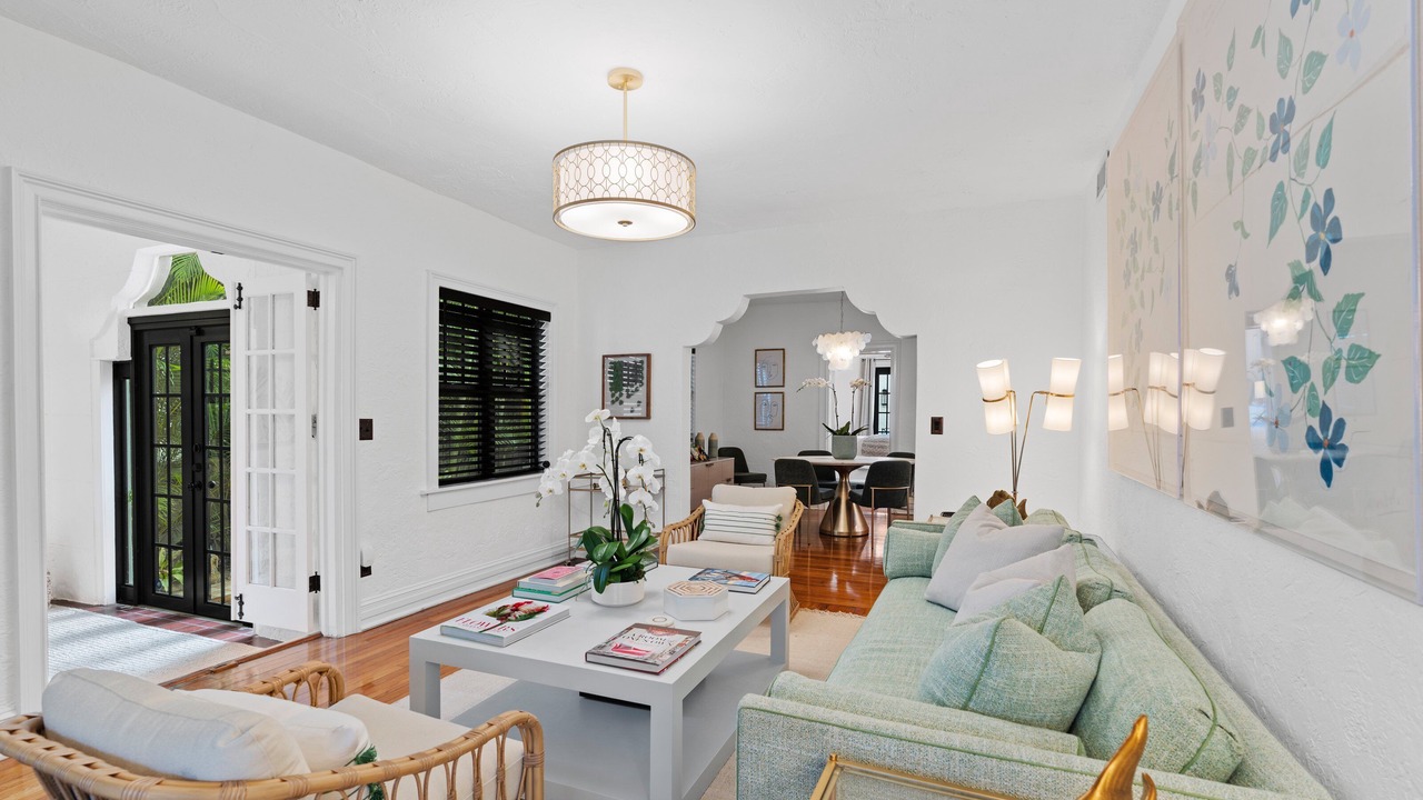 Photo of Livingroom in Flamingo Parks