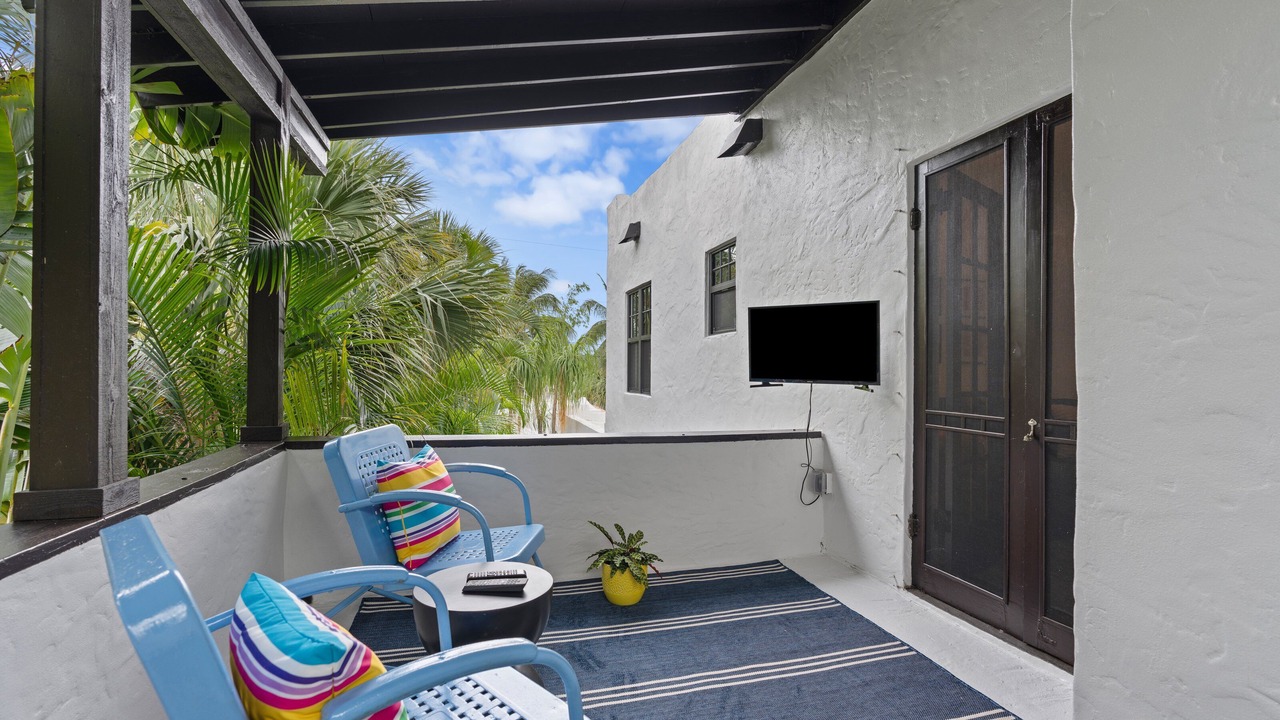 Photo of Patio Balcony in Flamingo Parks