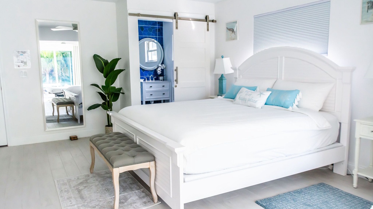 Photo of Bedroom in Golden Beach Estates