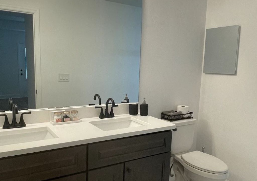 Photo of Bathroom in Temple Crest