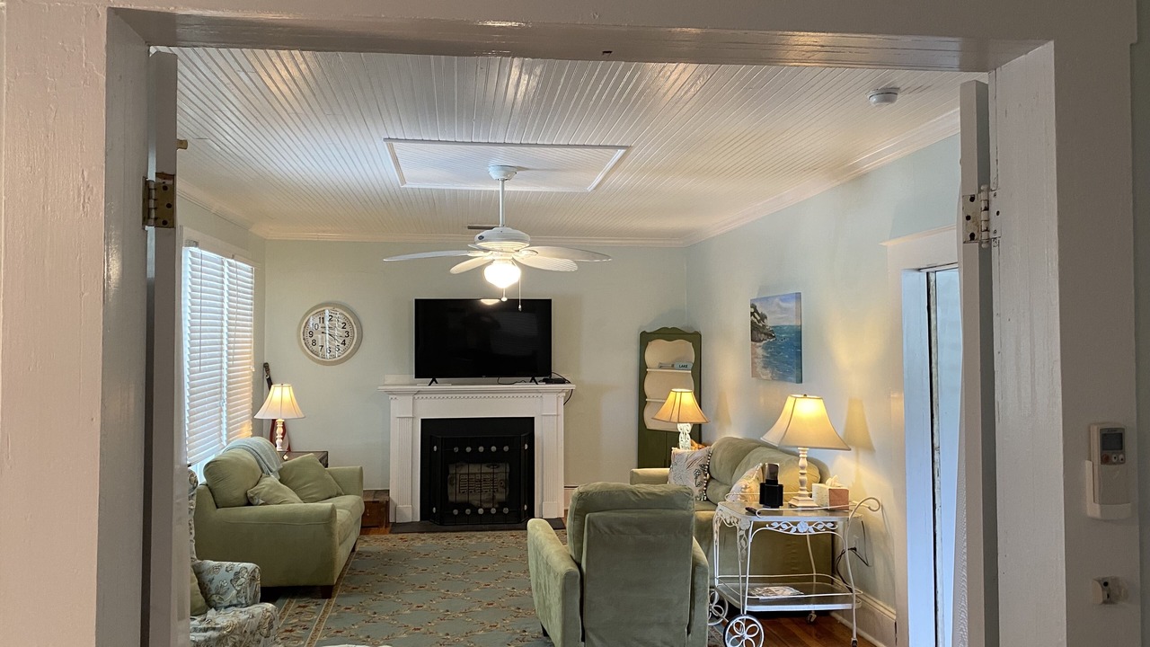 Photo of Livingroom in Umatilla