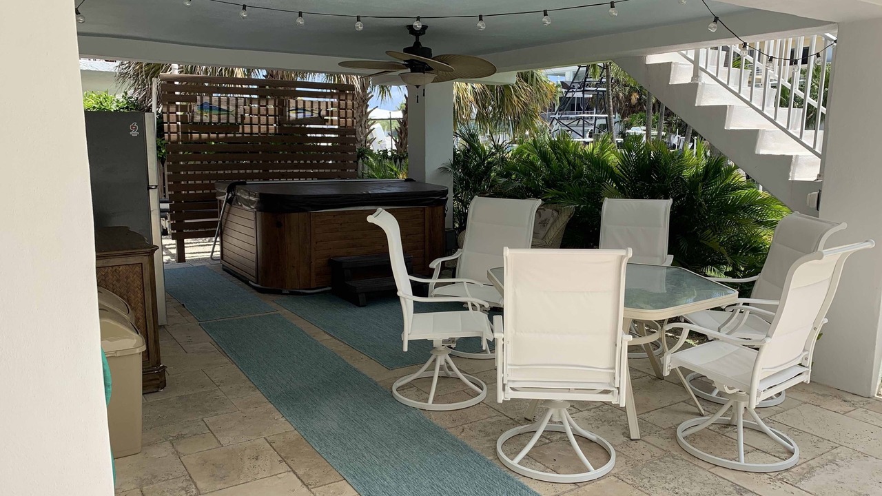 Photo of Outdoor in Venetian Shores
