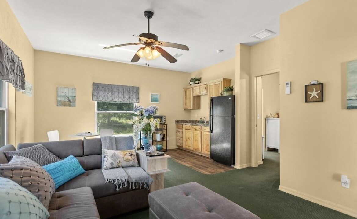 Photo of Livingroom in Alachua