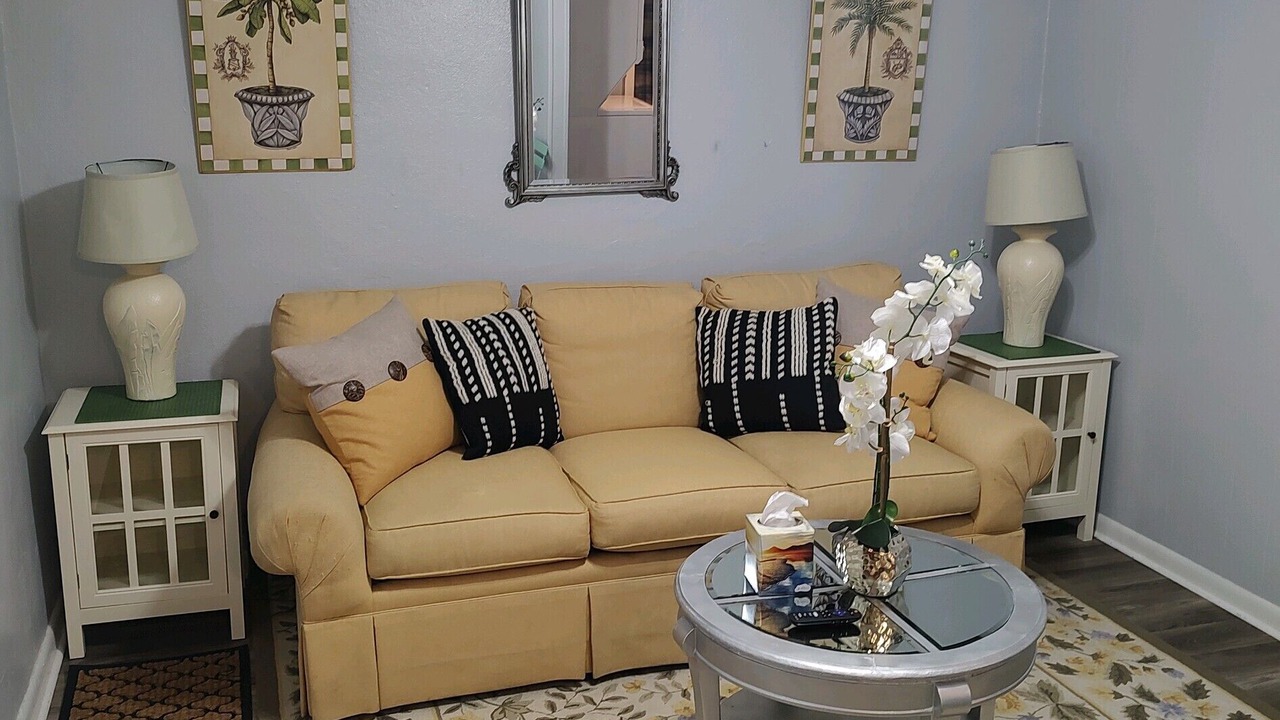 Photo of Livingroom in Tallahassee