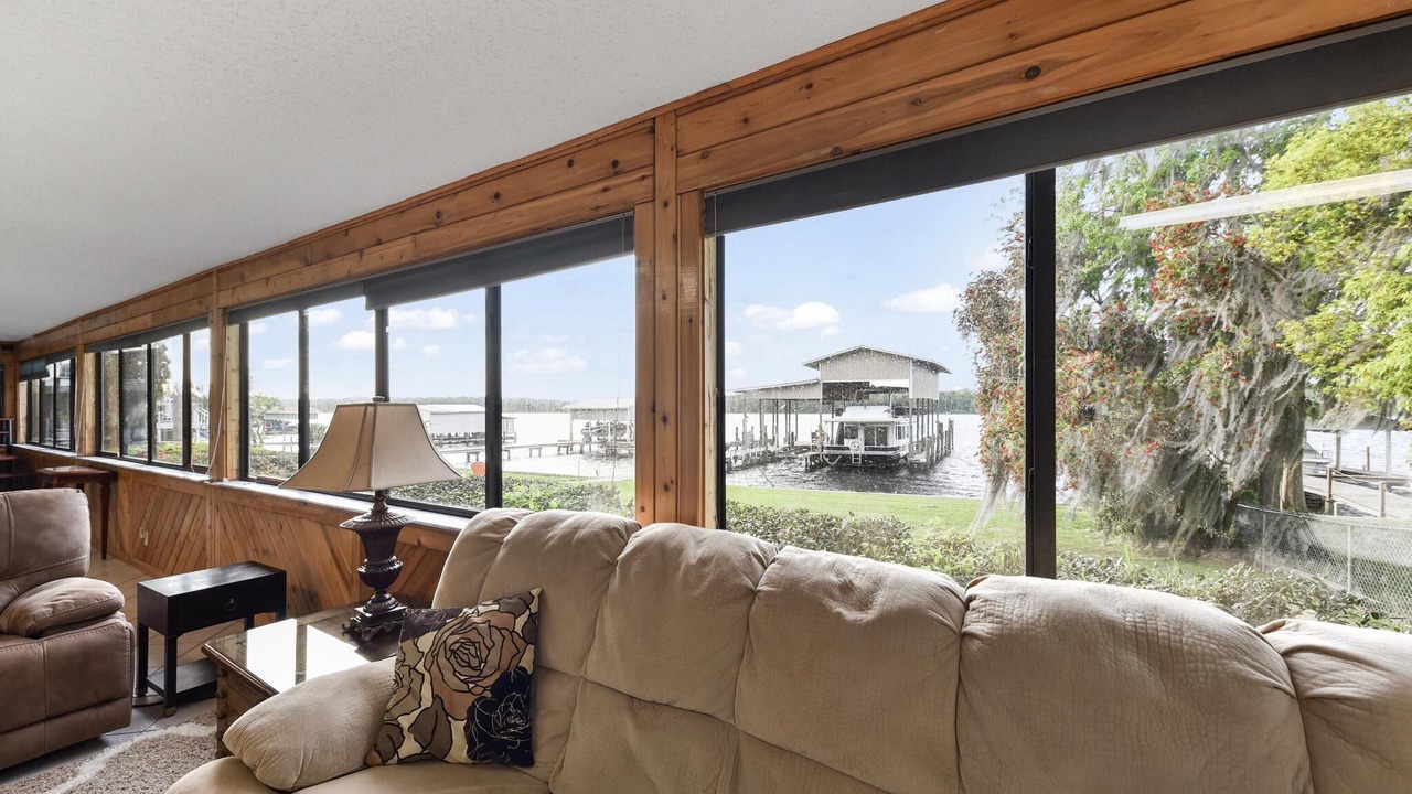 Photo of Livingroom in Welaka