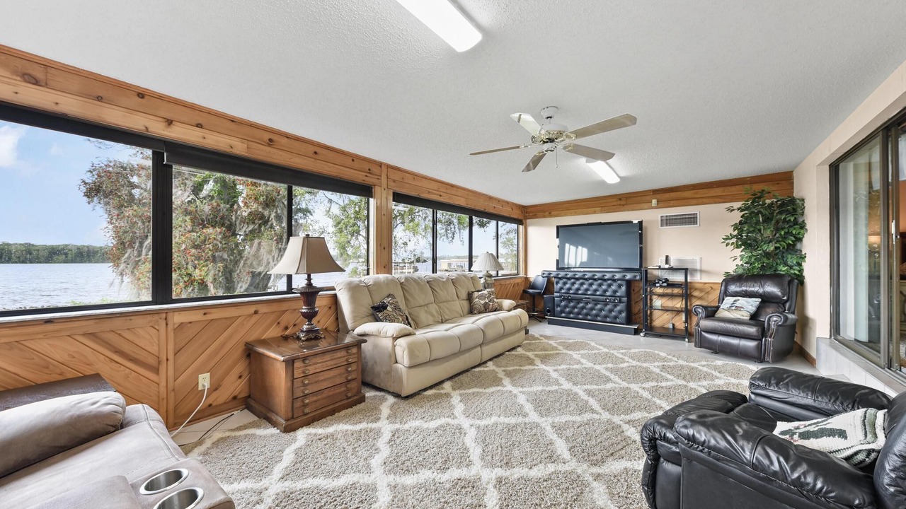 Photo of Livingroom in Welaka