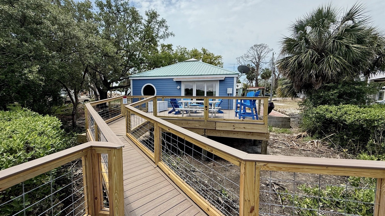 Photo of Patio Balcony in Cedar Key