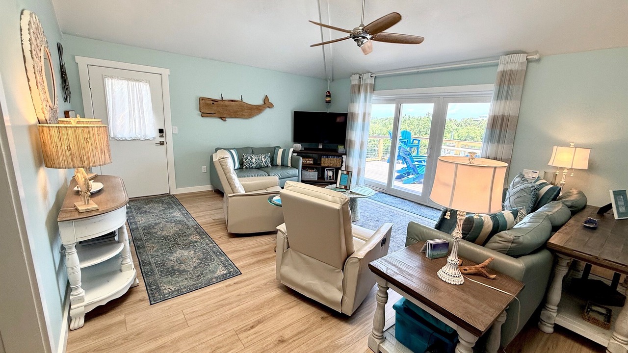 Photo of Livingroom in Cedar Key