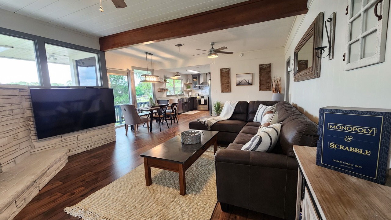 Photo of Livingroom in Silver Springs