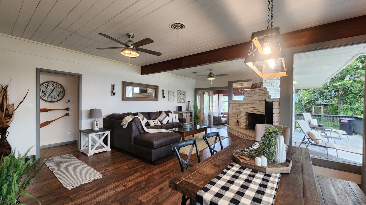 Photo of Livingroom in Silver Springs