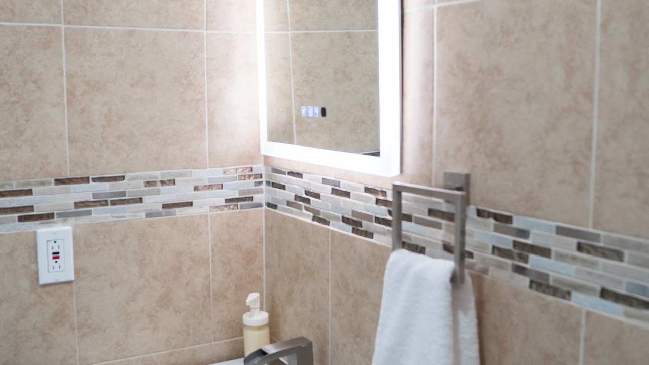 Photo of Bathroom in Allapattah