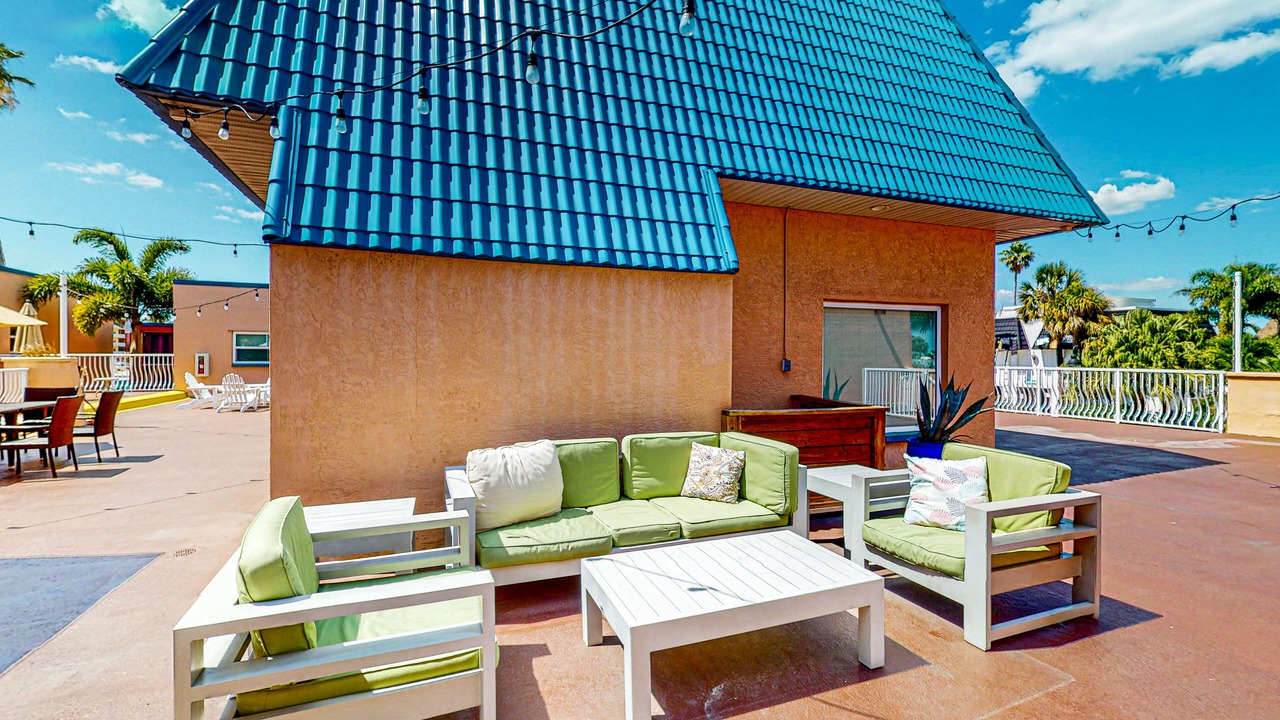 Photo of Patio Balcony in North Redington Beach