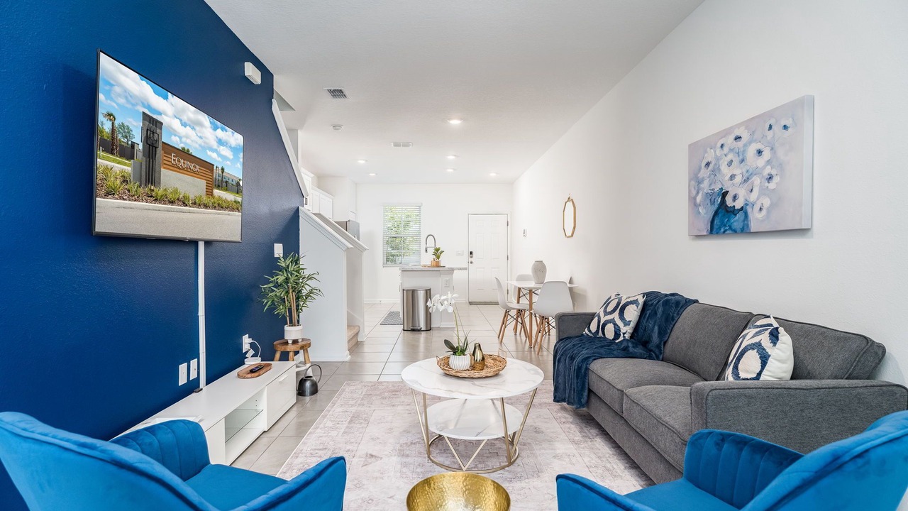 Photo of Livingroom in Baymeadows