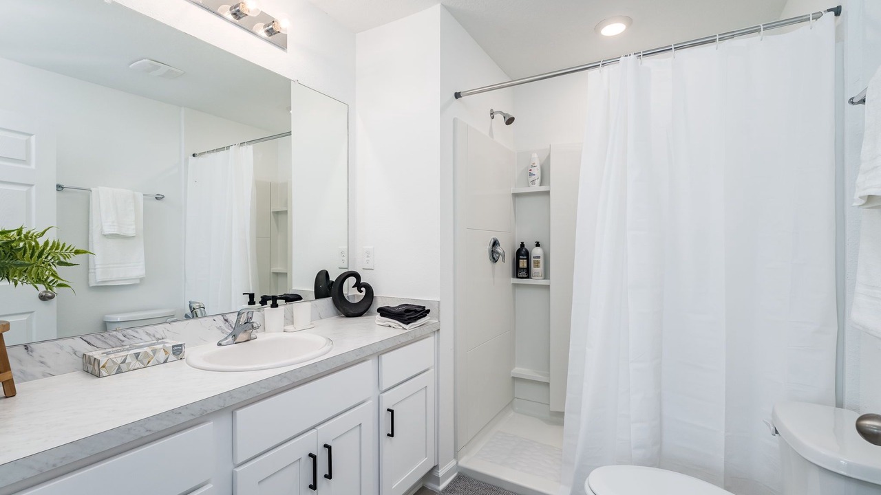 Photo of Bathroom in Baymeadows