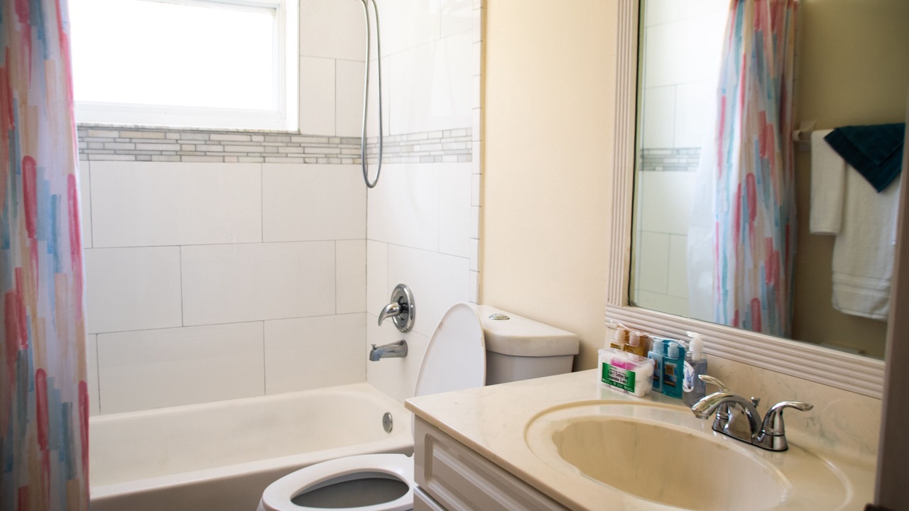 Photo of Bathroom in Hunt Club