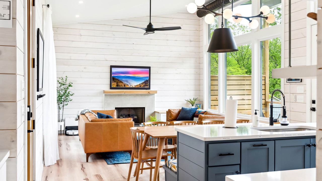 Photo of Livingroom in Clayton