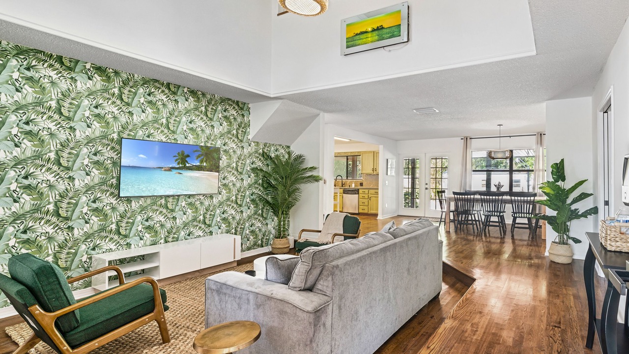 Photo of Livingroom in Fruit Cove