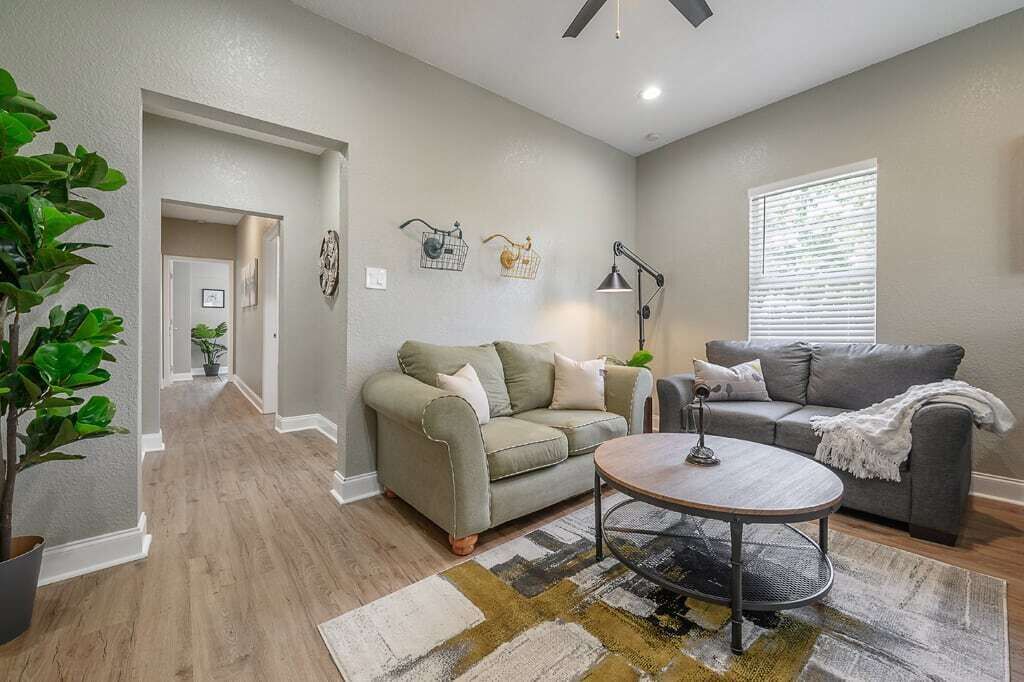 Photo of Livingroom in Tampa