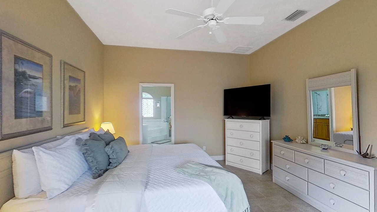 Photo of Bedroom in Matlacha Isles