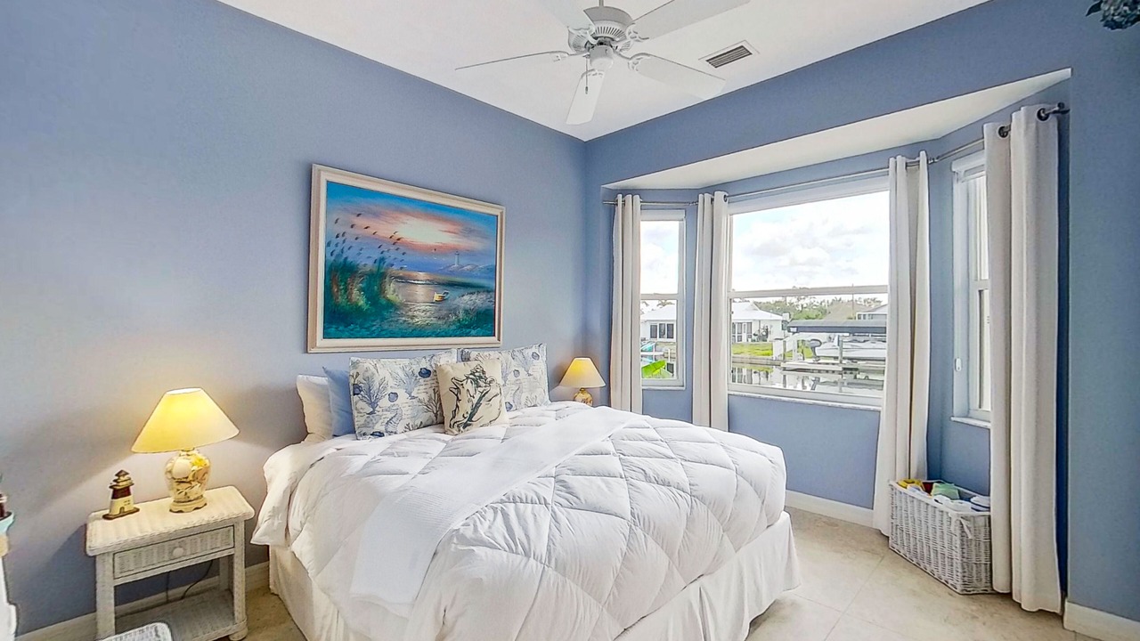 Photo of Bedroom in Matlacha Isles