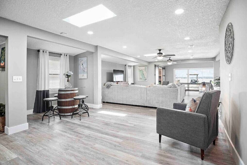 Photo of Livingroom in Lakeside