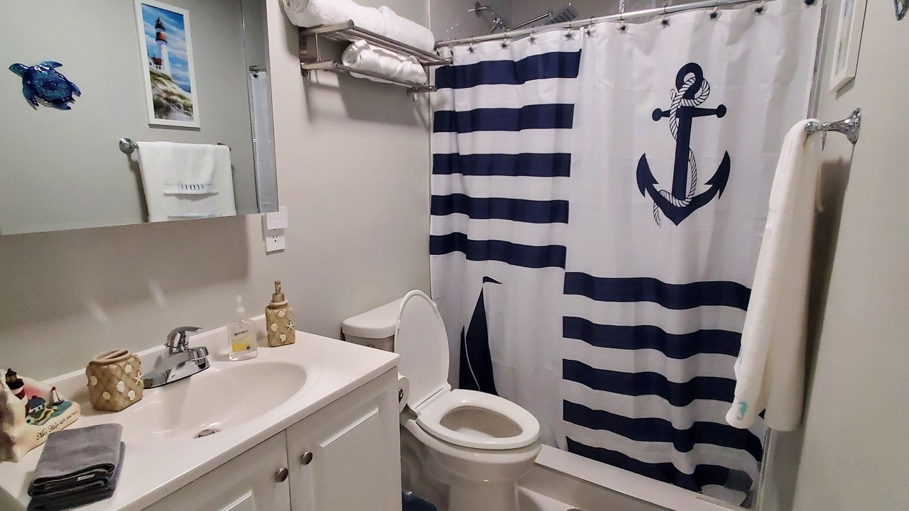 Photo of Bathroom in River Park