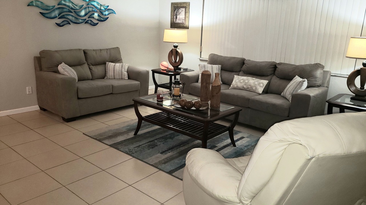 Photo of Livingroom in River Park